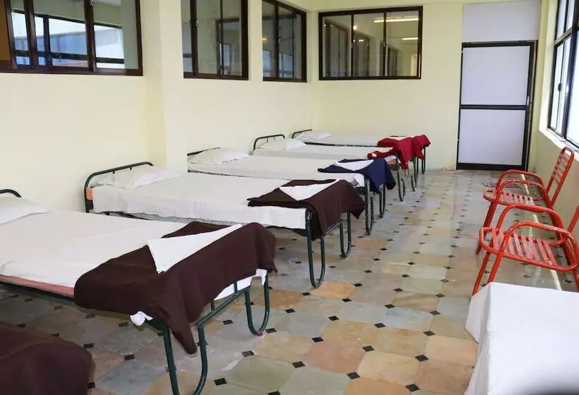 Siva Sakthi Hotel A Unit Of Ammayi