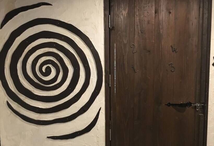 Taketomijima Guesthouse & Jetaime   Hostel