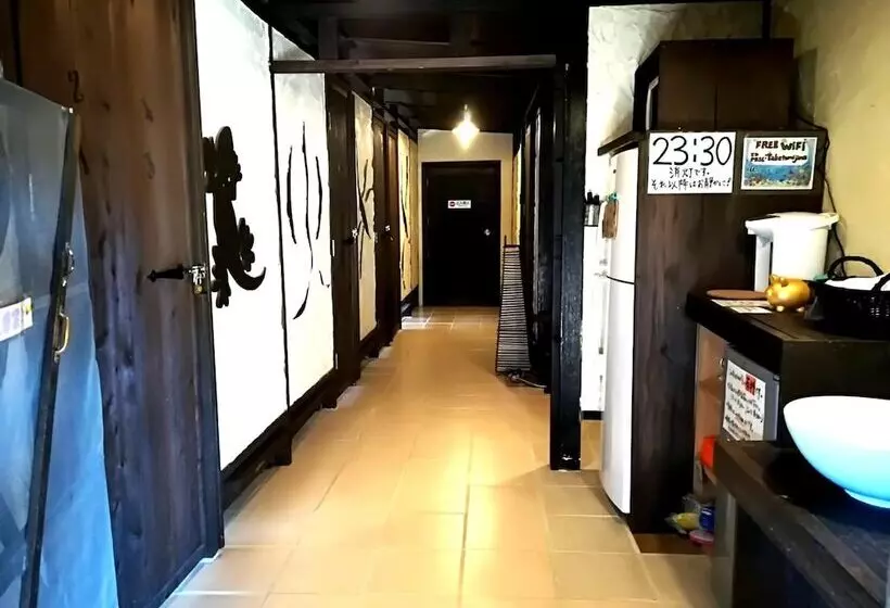 Taketomijima Guesthouse & Jetaime   Hostel