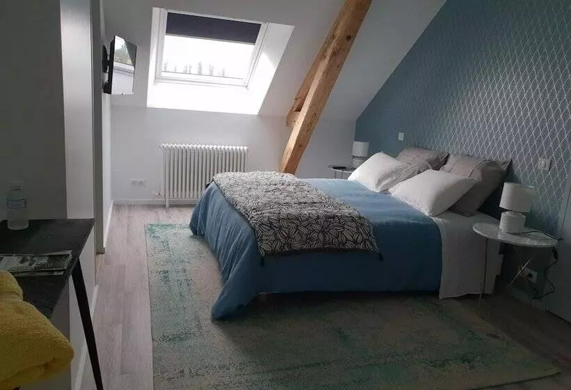 ベッドアンドブレックファースト La Poignardière