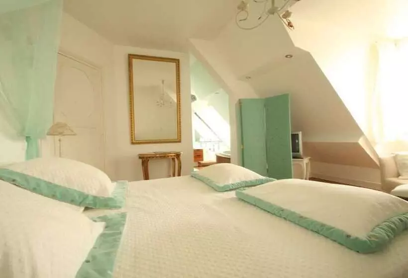 ベッドアンドブレックファースト La Poignardière