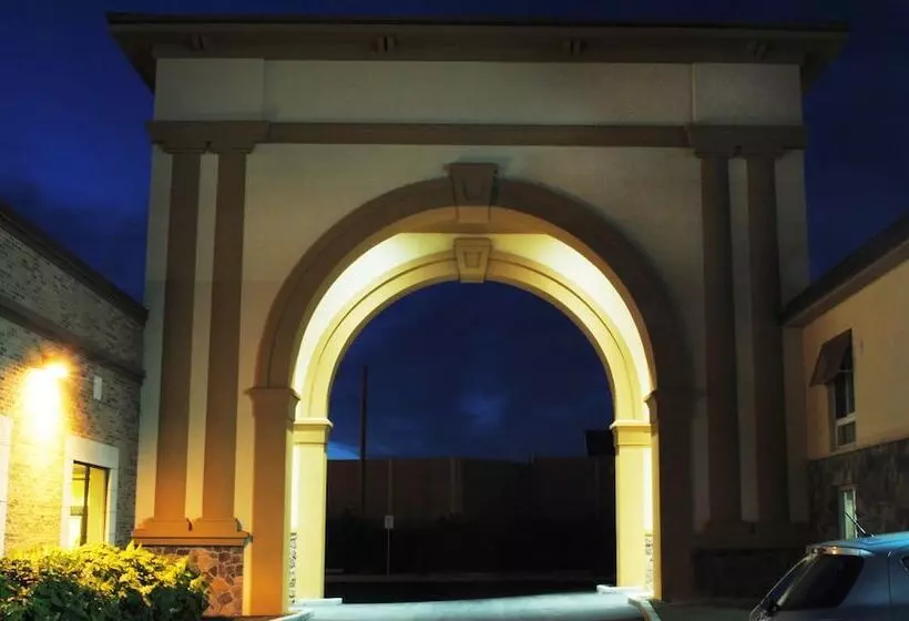 Delta Hotels By Marriott Indianapolis East