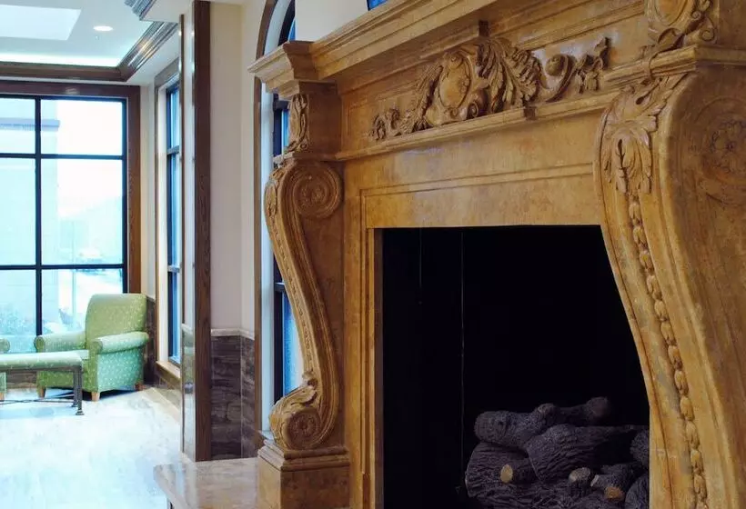 Delta Hotels By Marriott Indianapolis East