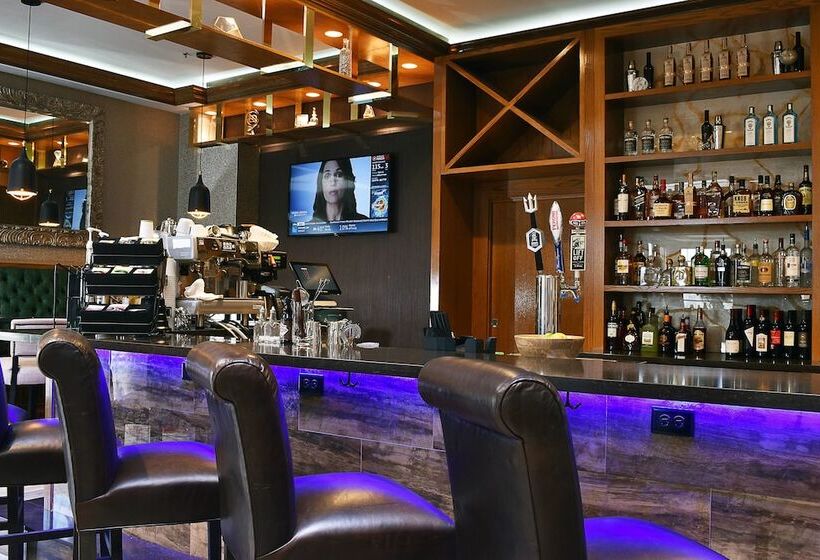 Delta Hotels By Marriott Indianapolis East