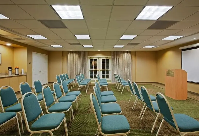 בית מלון כפרי La Quinta By Wyndham Usf