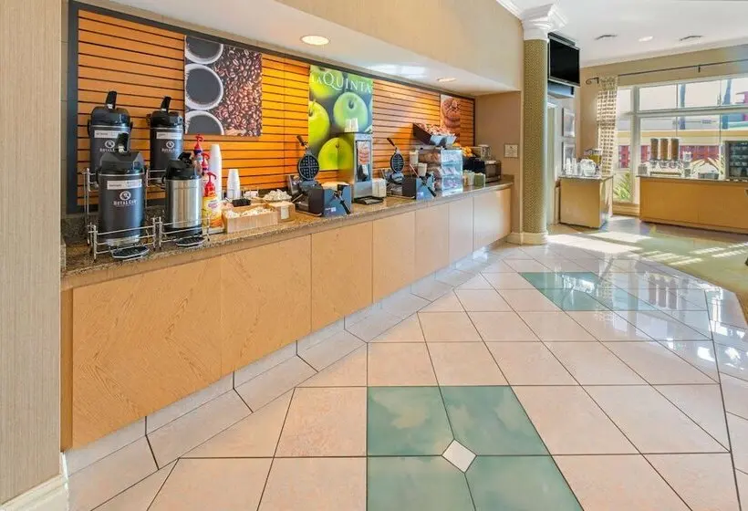 בית מלון כפרי La Quinta By Wyndham Usf