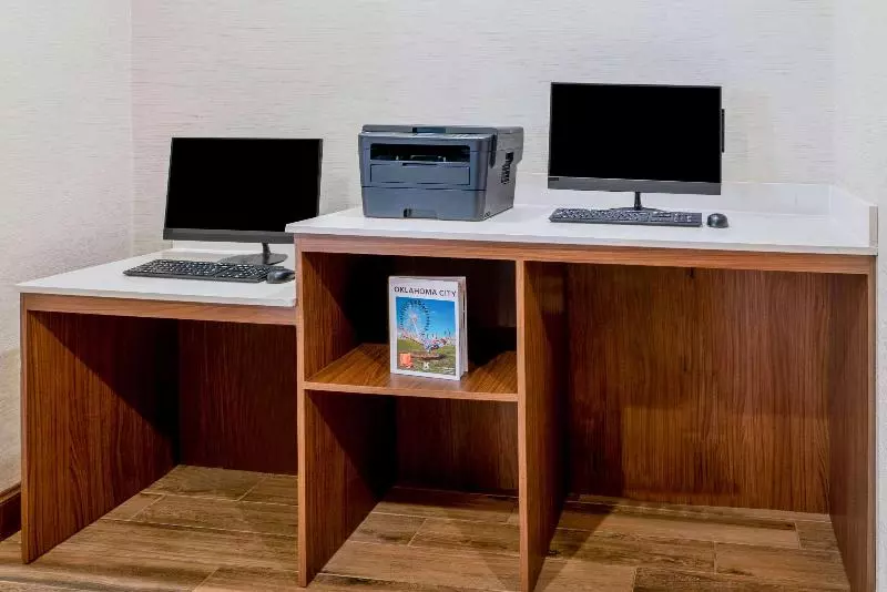 酒店 La Quinta Inn Oklahoma City Airport