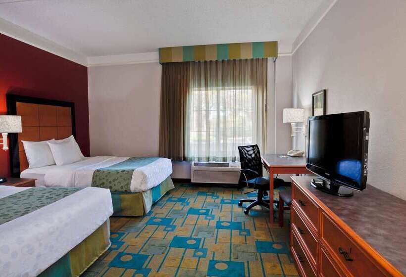 בית מלון כפרי La Quinta By Wyndham Usf