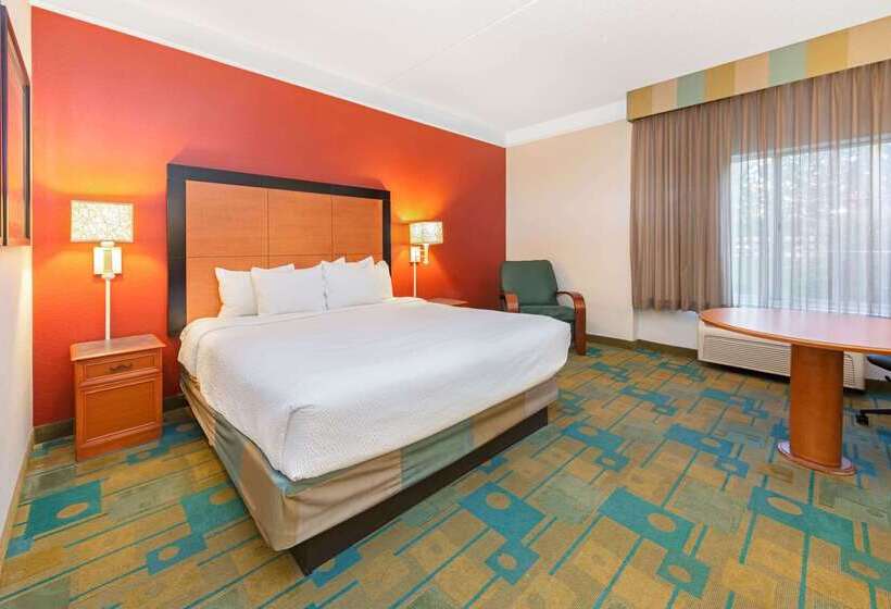 בית מלון כפרי La Quinta By Wyndham Usf