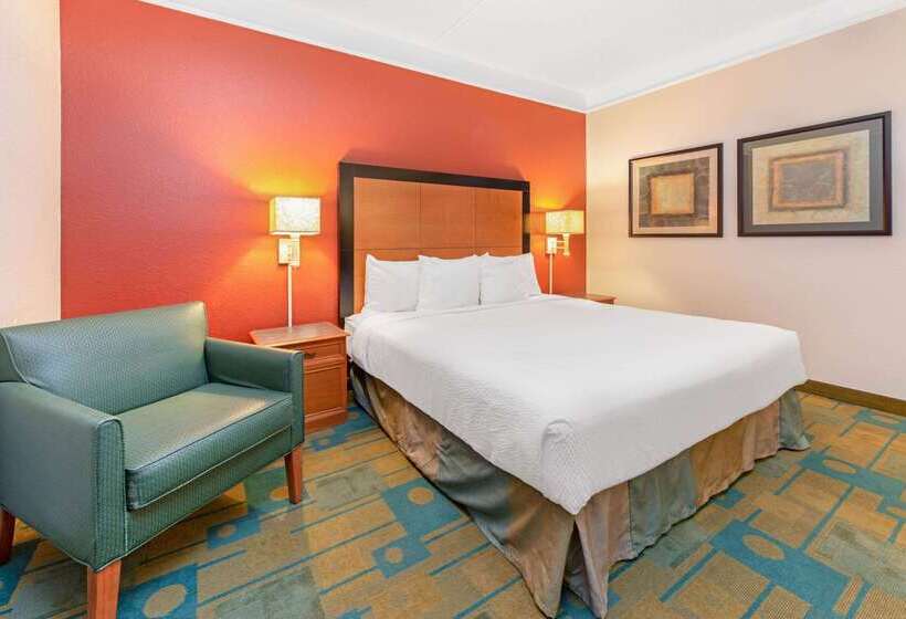 בית מלון כפרי La Quinta By Wyndham Usf