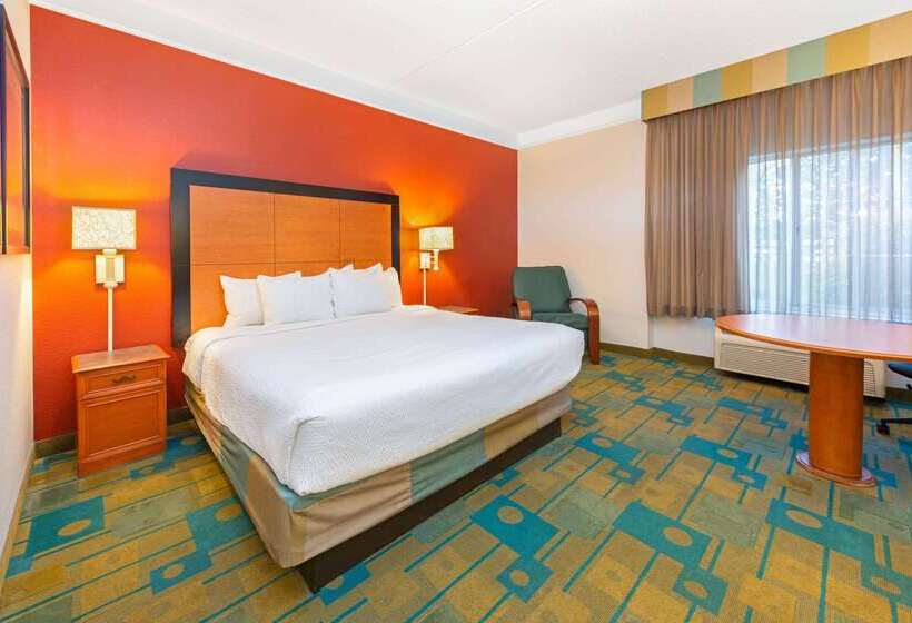 בית מלון כפרי La Quinta By Wyndham Usf