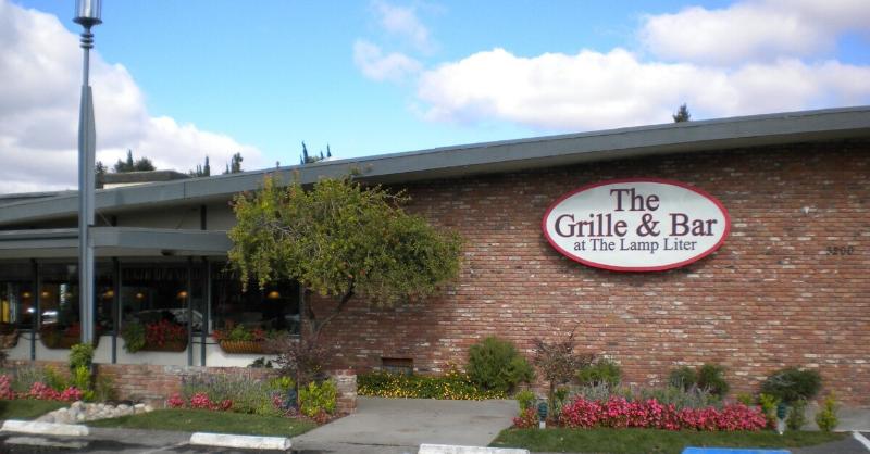 호텔 Lamp Liter Inn