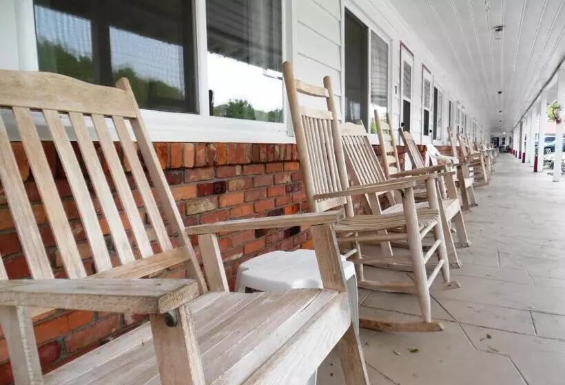 호텔 Laurel Park Inn