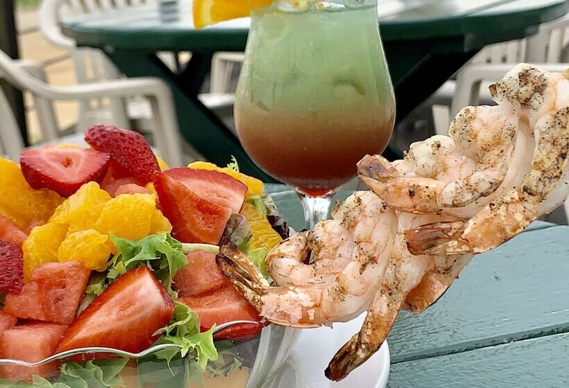 בית מלון כפרי Lighthouse Inn Cape Cod