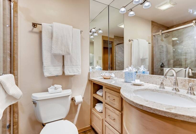 فندق Lodge Tower