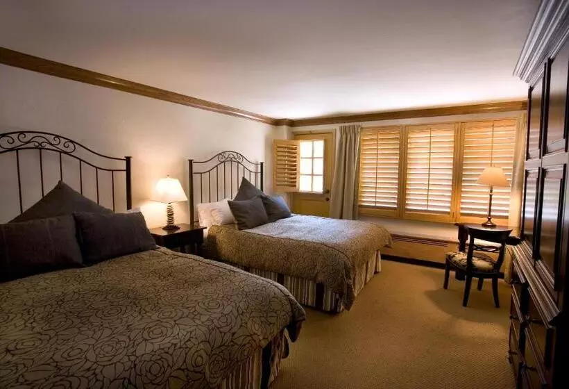 Отель Lodge Tower