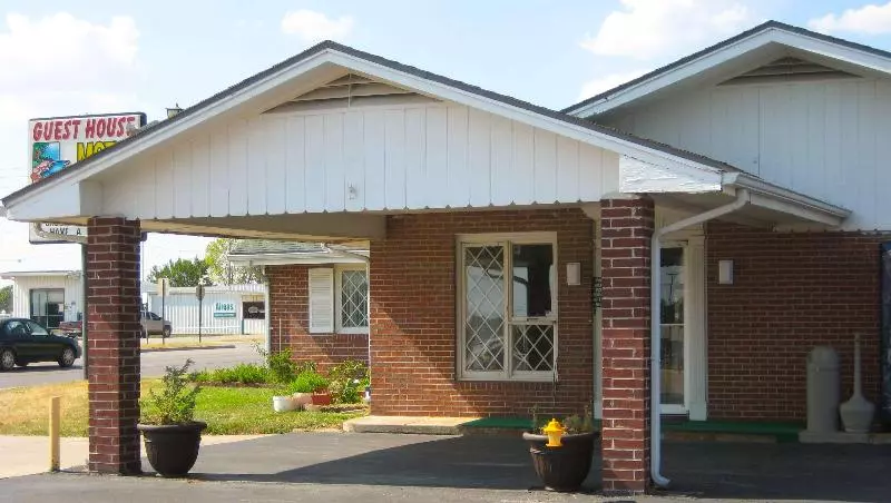 酒店 Luxury Inn Forrest City