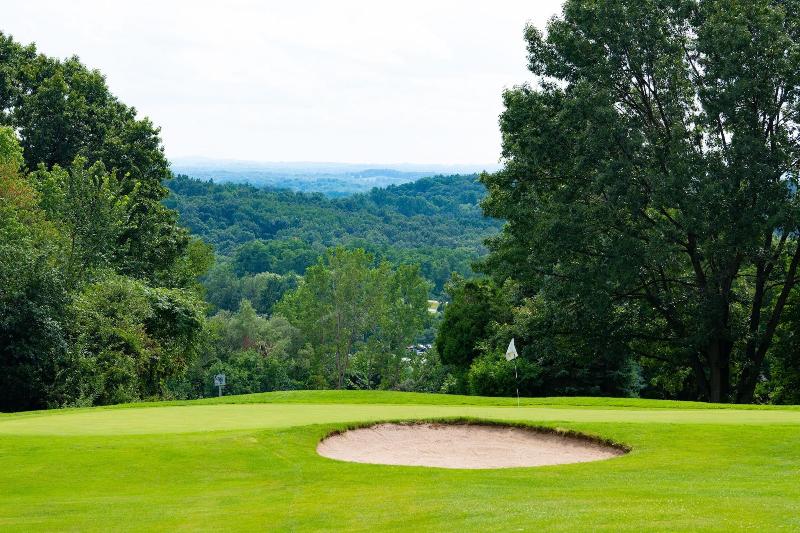 Woodcliff Hotel And Spa