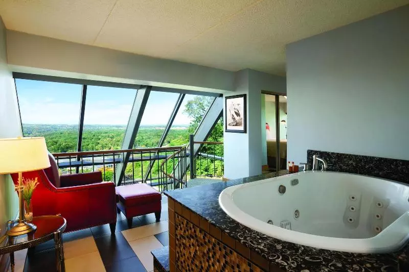 Woodcliff Hotel And Spa