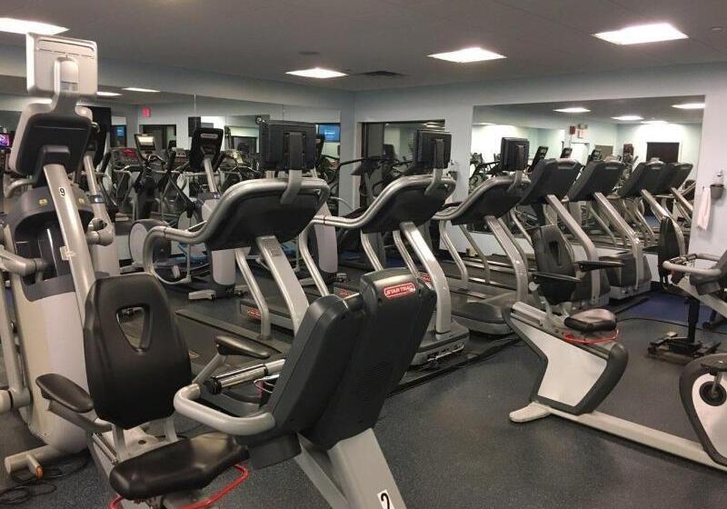 Woodcliff Hotel And Spa