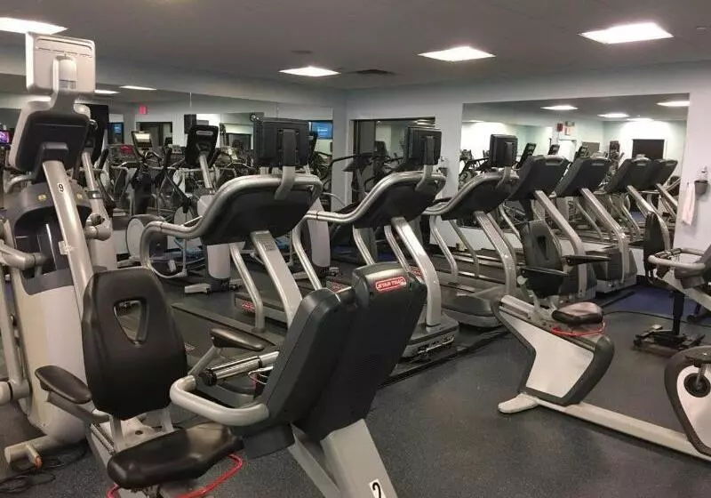 Woodcliff Hotel And Spa