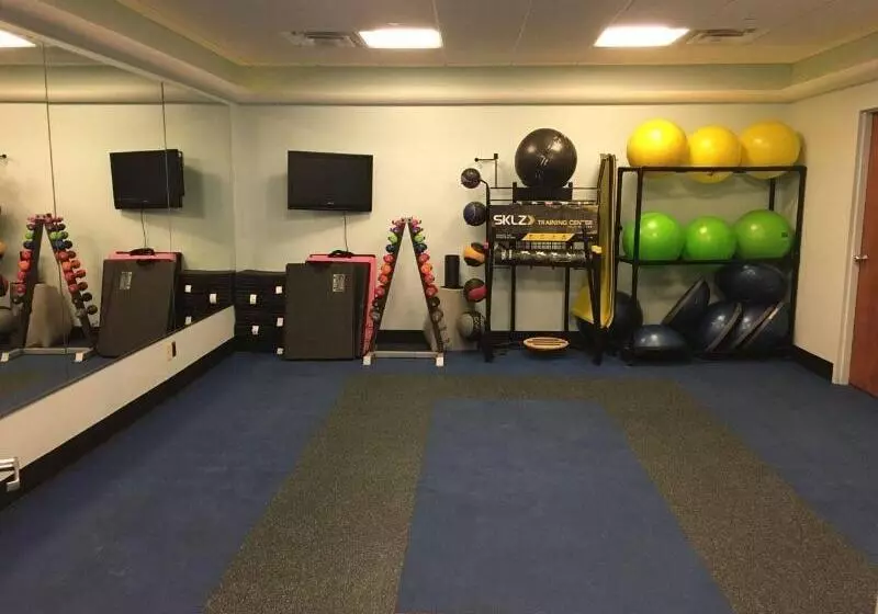 Woodcliff Hotel And Spa