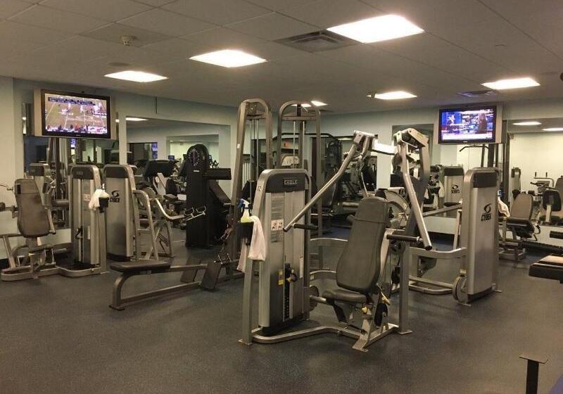 Woodcliff Hotel And Spa