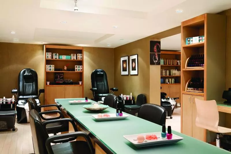 Woodcliff Hotel And Spa