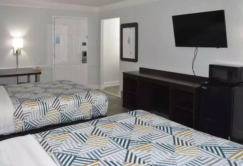 Motel 6 Hazelwood, Mo