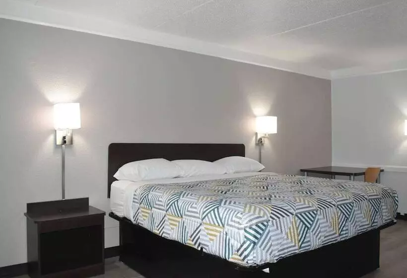 Motel 6 Hazelwood, Mo