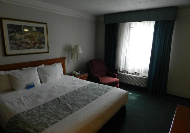 Motel 6 Hazelwood, Mo