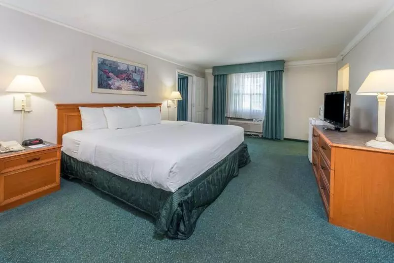 Motel 6 Hazelwood, Mo