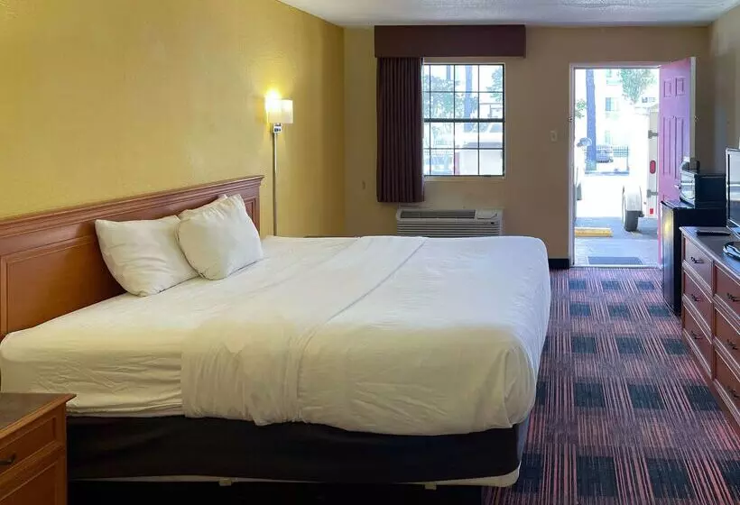 Motel 6 Huntsville Al University Dr