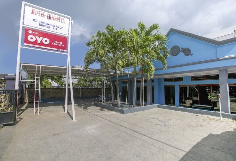 ホテル Oyo 2320 Charvita