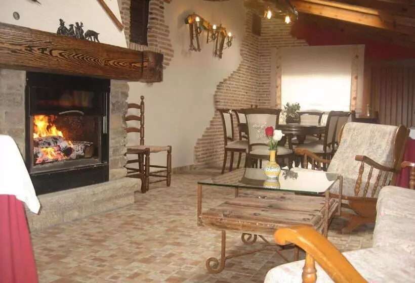 ホテル Rural Los Frutales