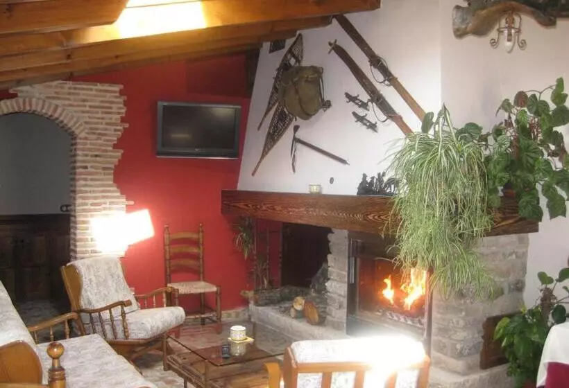 ホテル Rural Los Frutales