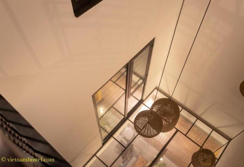 تختخواب و صبحانه The Kouple By The Vietnam Hostel