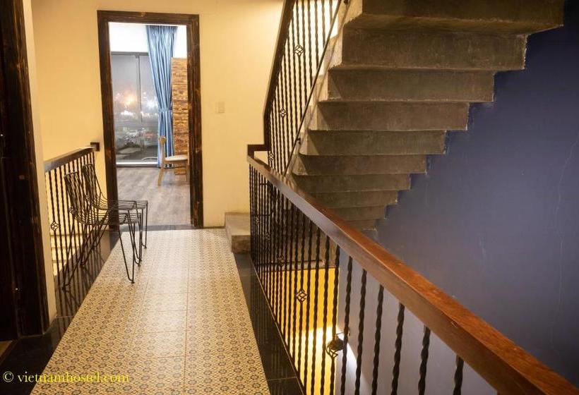 تختخواب و صبحانه The Kouple By The Vietnam Hostel