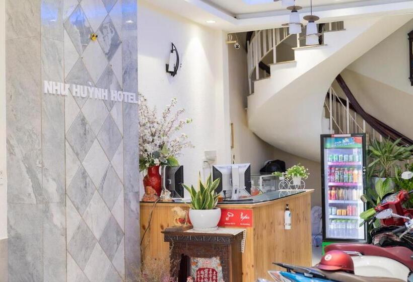 هتل Aqua Nhu Huynh
