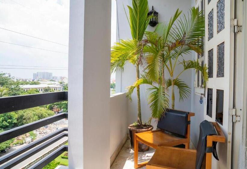 هتل Aqua Nhu Huynh