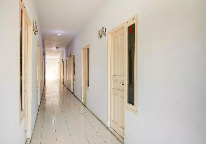 Hotel Oyo 2249 Kost Teman