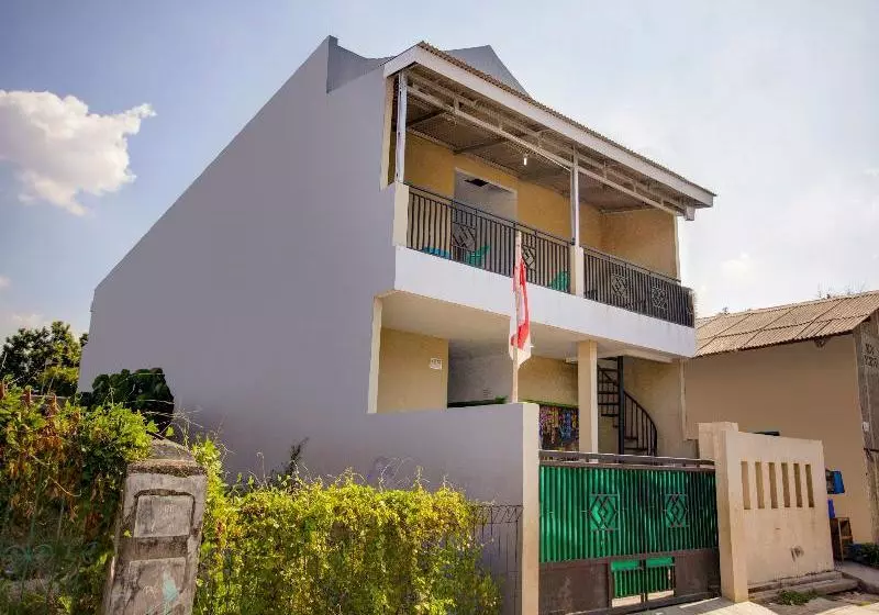Hotel Oyo 2249 Kost Teman
