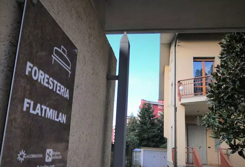 پانسیون Flatmilan