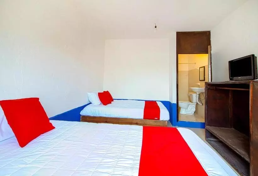 Hotelli Posada Los Faroles