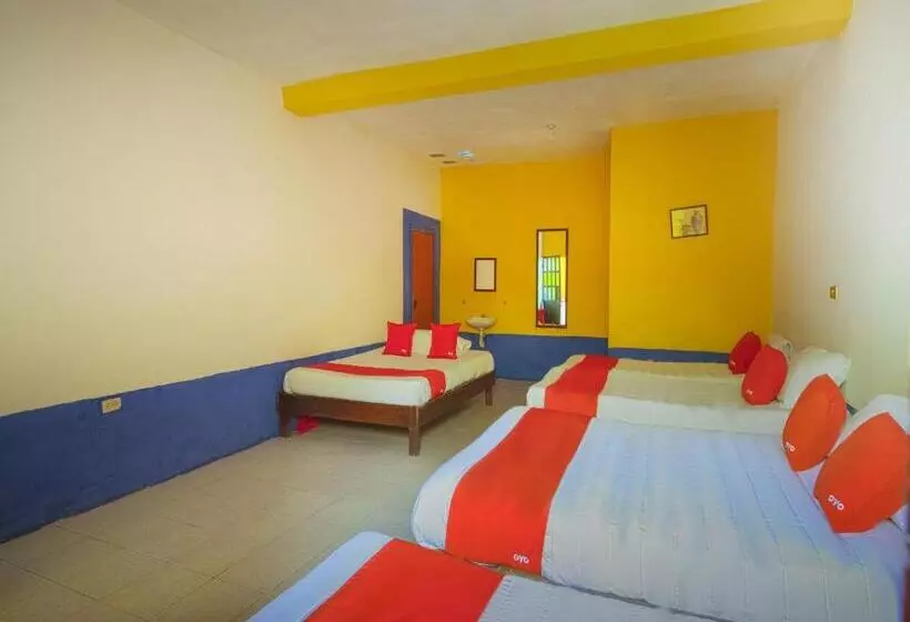 Hotelli Posada Los Faroles