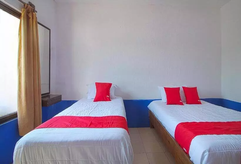 Hotelli Posada Los Faroles