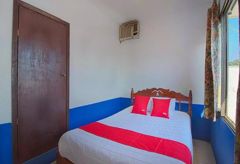 Hotelli Posada Los Faroles