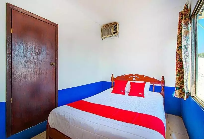 Hotelli Posada Los Faroles