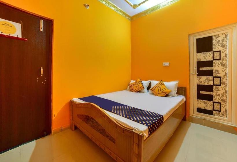 هتل Spot On 61254 Lucky Guest House