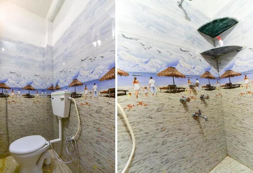 هتل Spot On 61254 Lucky Guest House